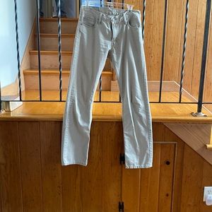 514 Levi’s 30x32 light khakis
